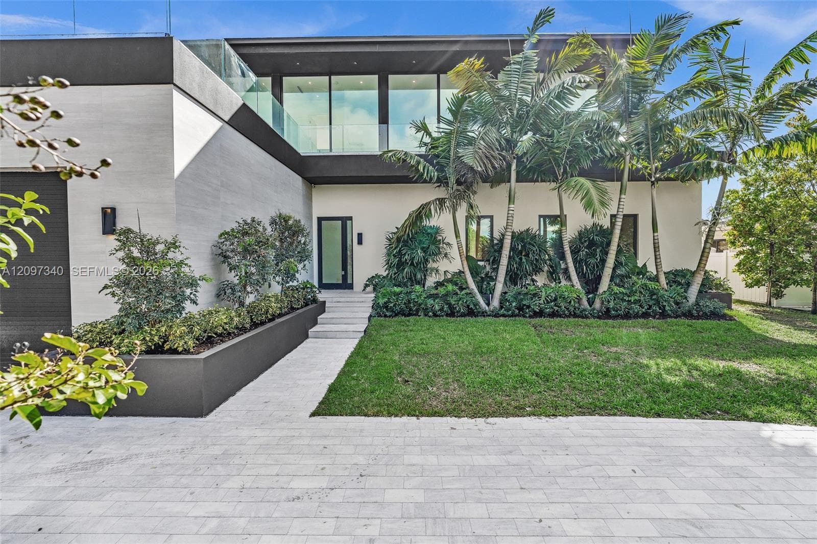 13045 Coronado Ter photo 2
