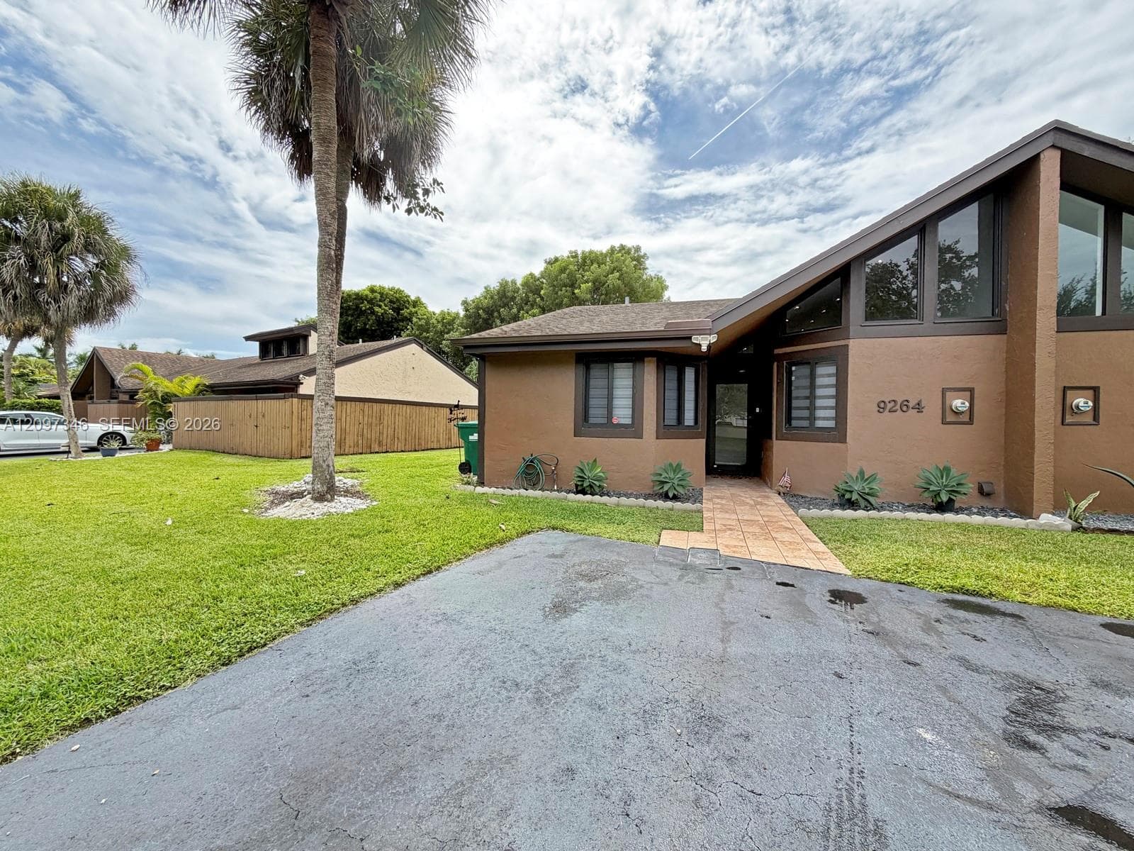 9264 SW 132nd St photo 16