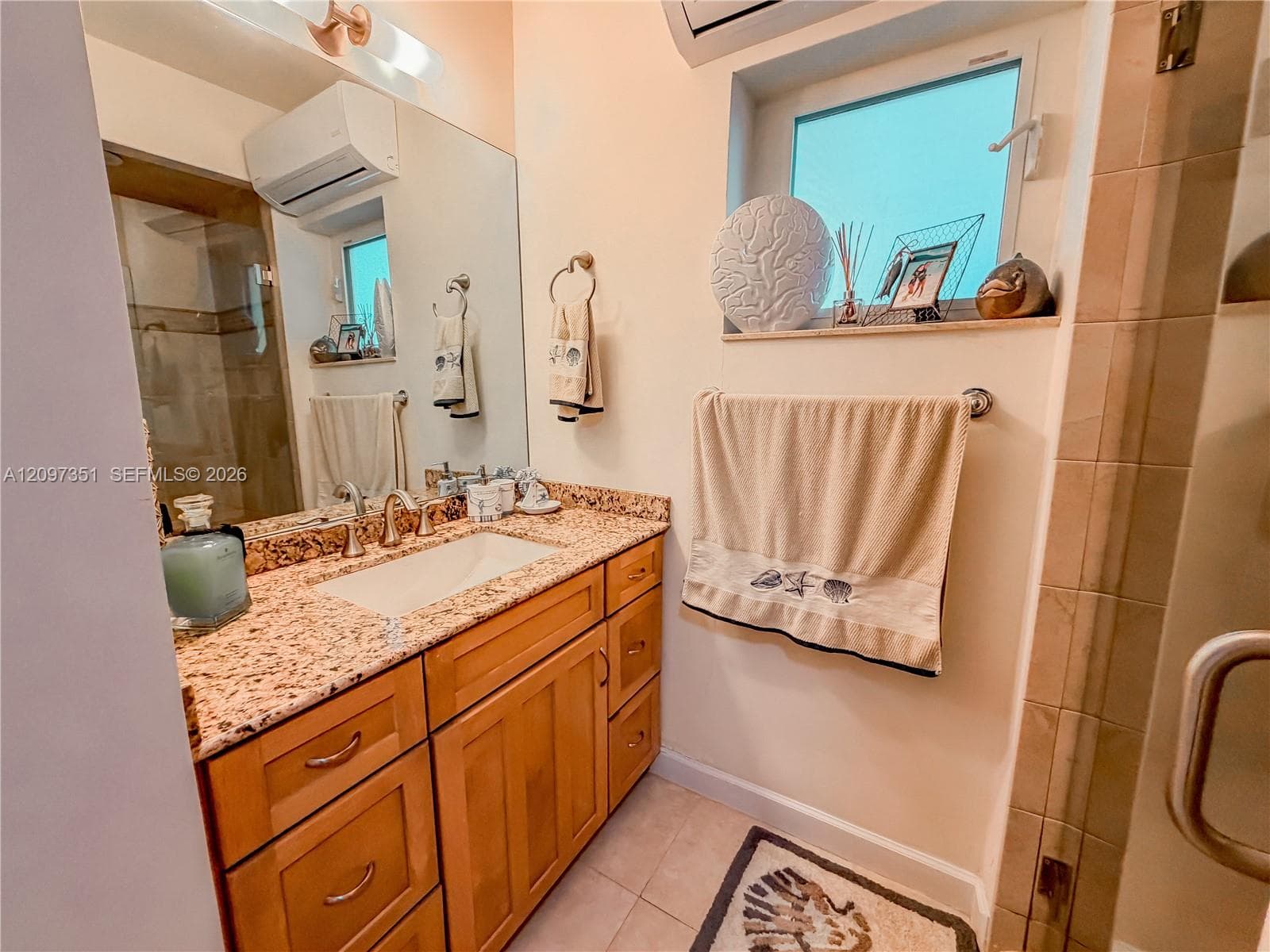 149 Harbor Dr photo 63