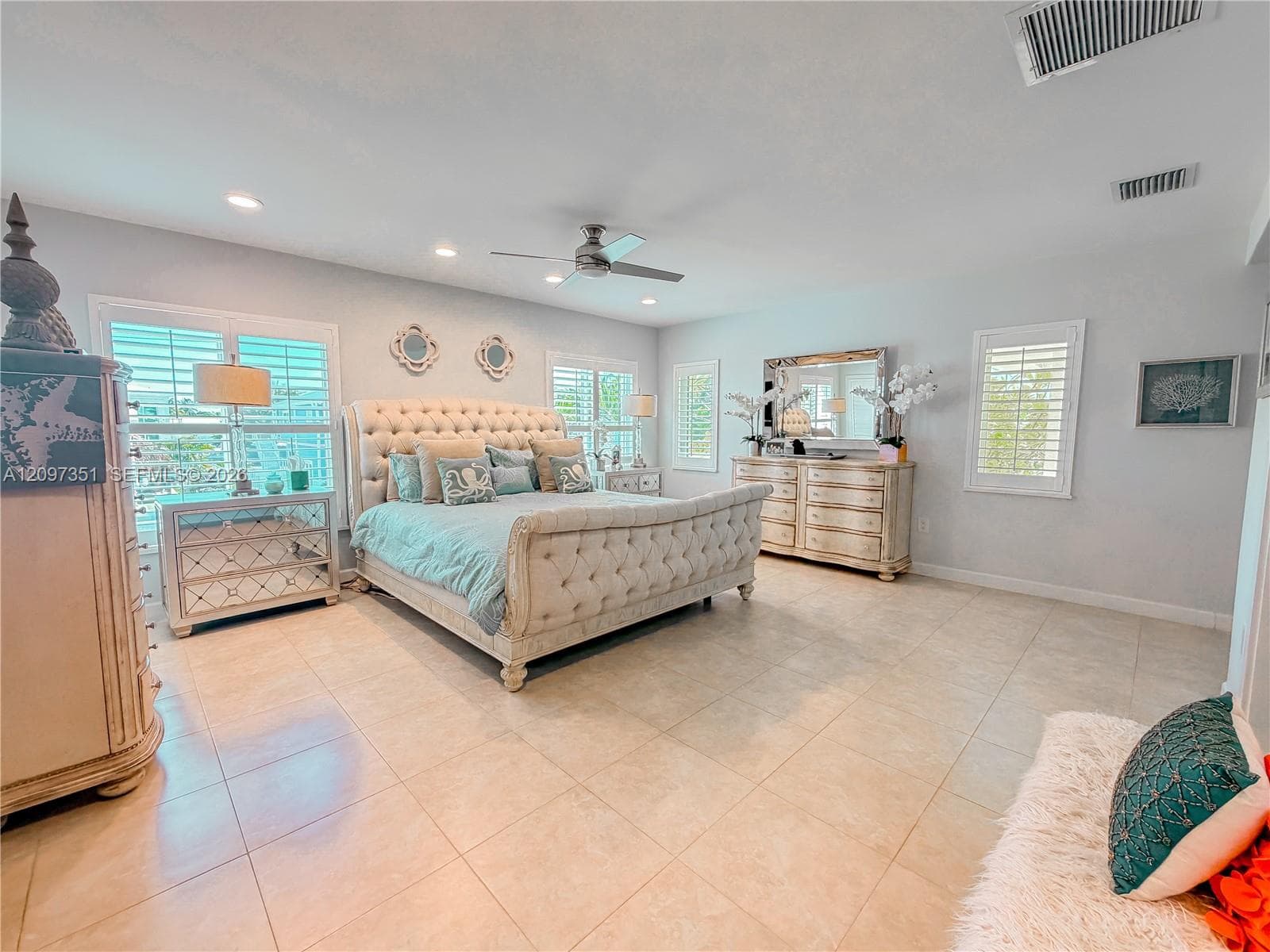 149 Harbor Dr photo 21