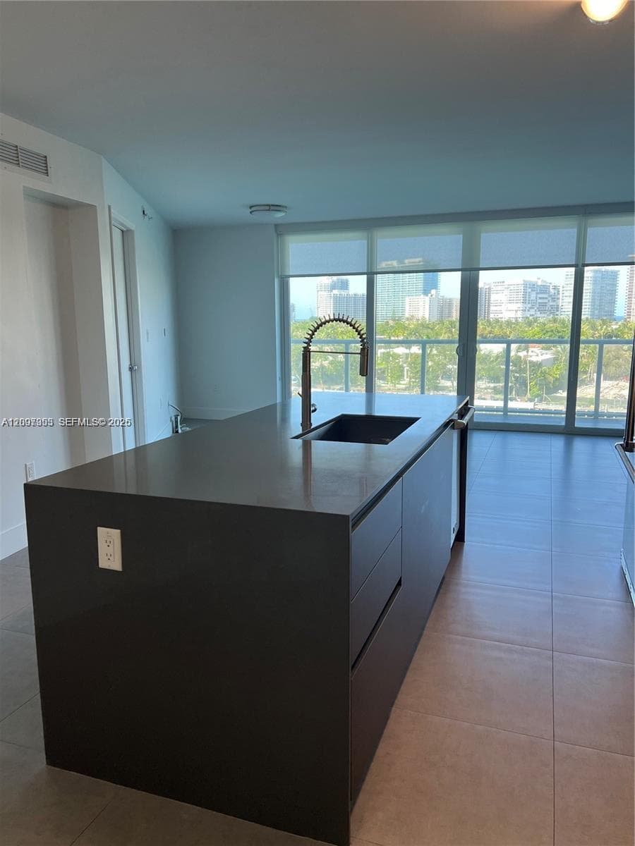 BAY HARBOUR ISLAND · #805 in Bay Harbor Islands - Photo 2