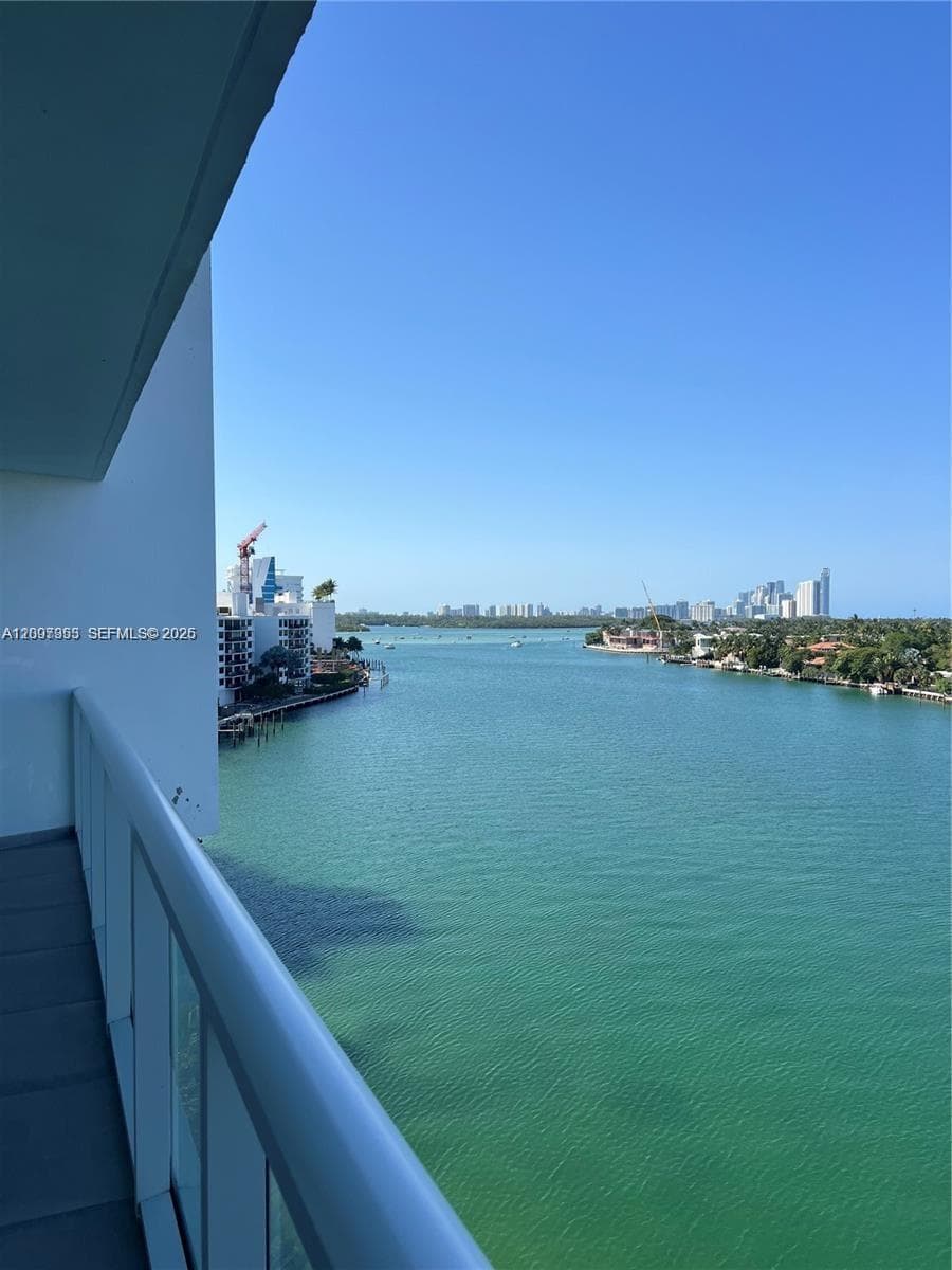 BAY HARBOUR ISLAND · #805 in Bay Harbor Islands - Photo 16