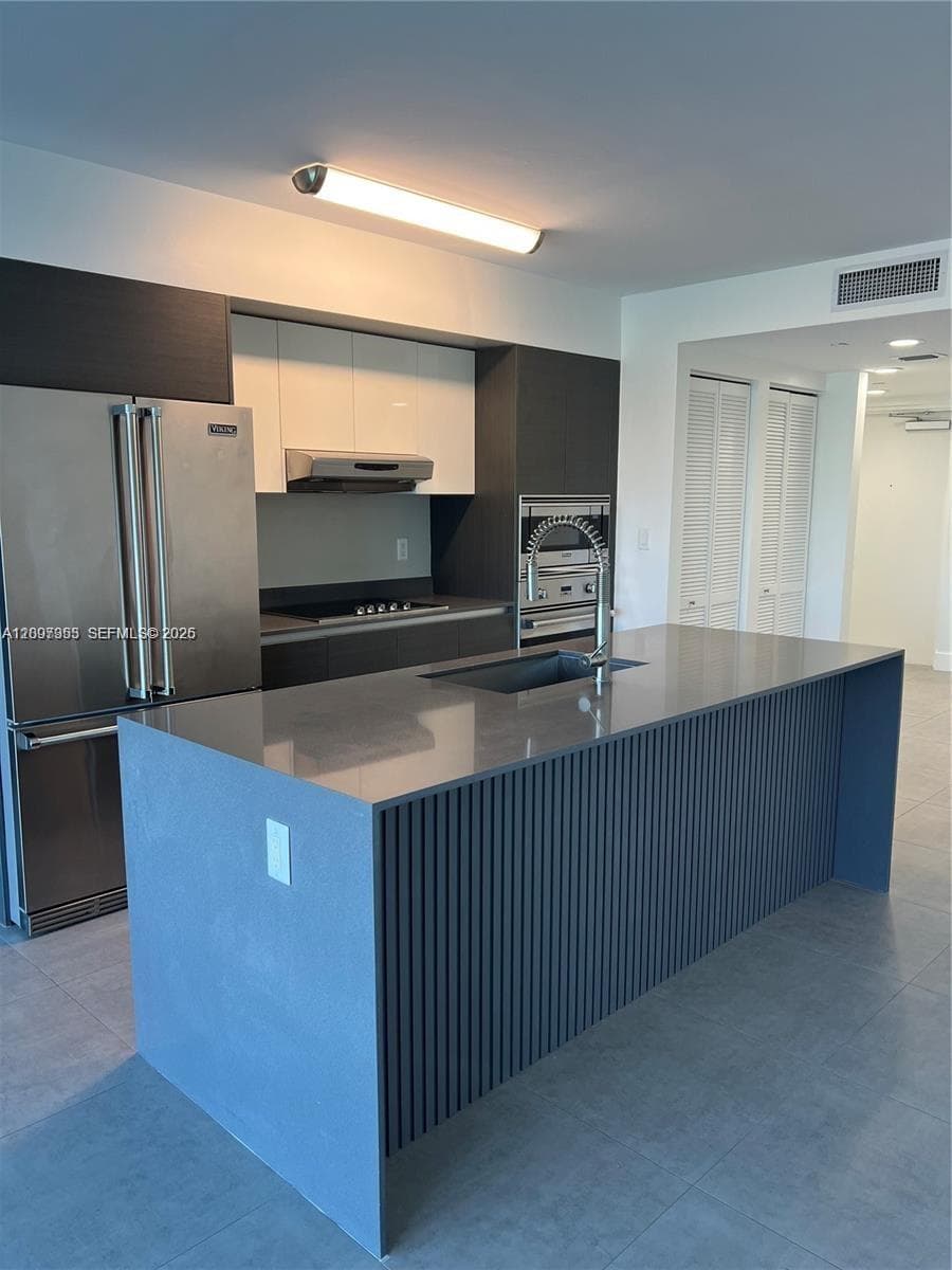 BAY HARBOUR ISLAND · #805 in Bay Harbor Islands - Photo 5