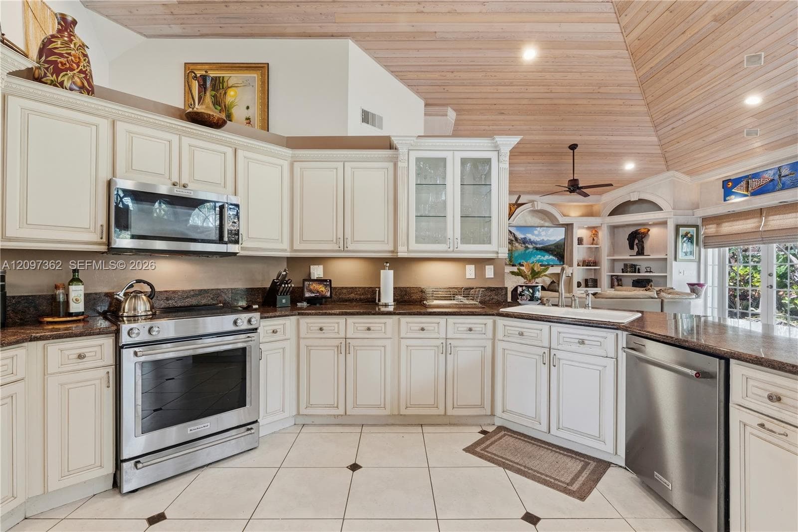 13105 SW 106th Ave photo 8