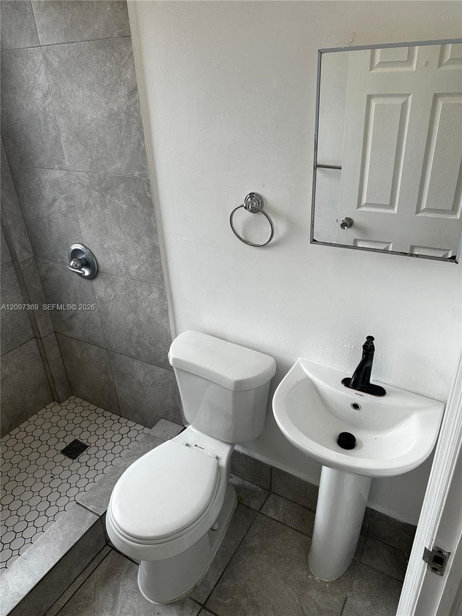 LAWRENCE ESTATE LAND CO · #306 in Miami - Photo 17