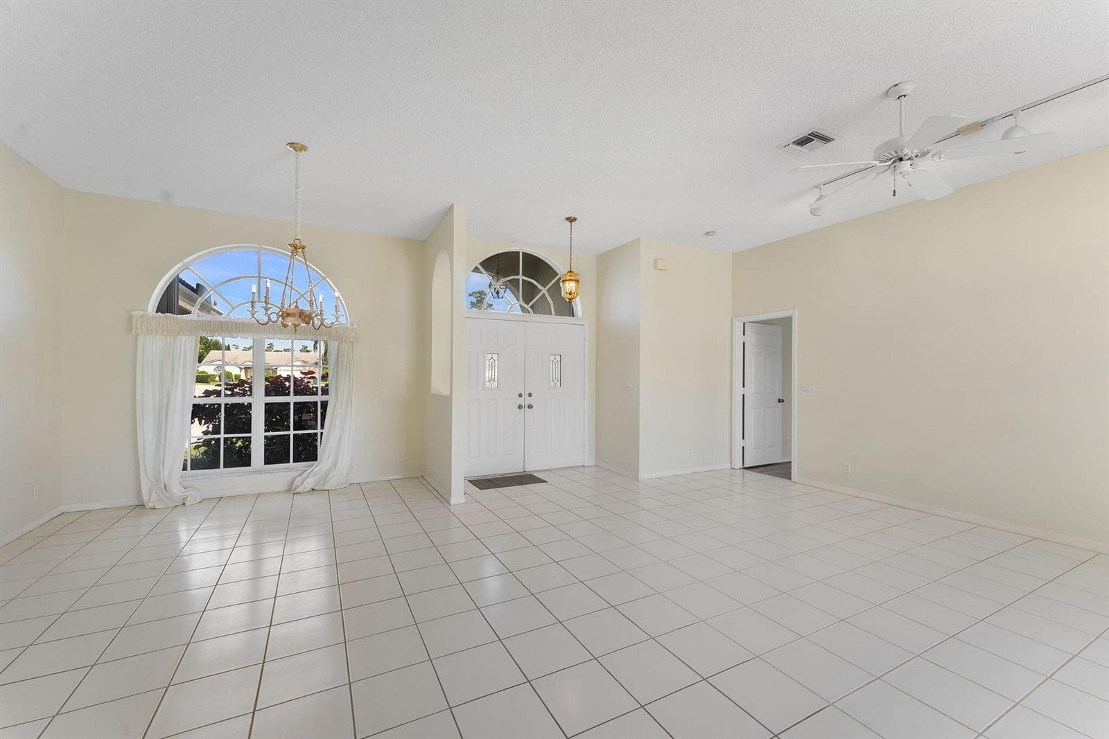 20-web-or-mls-DSC09206