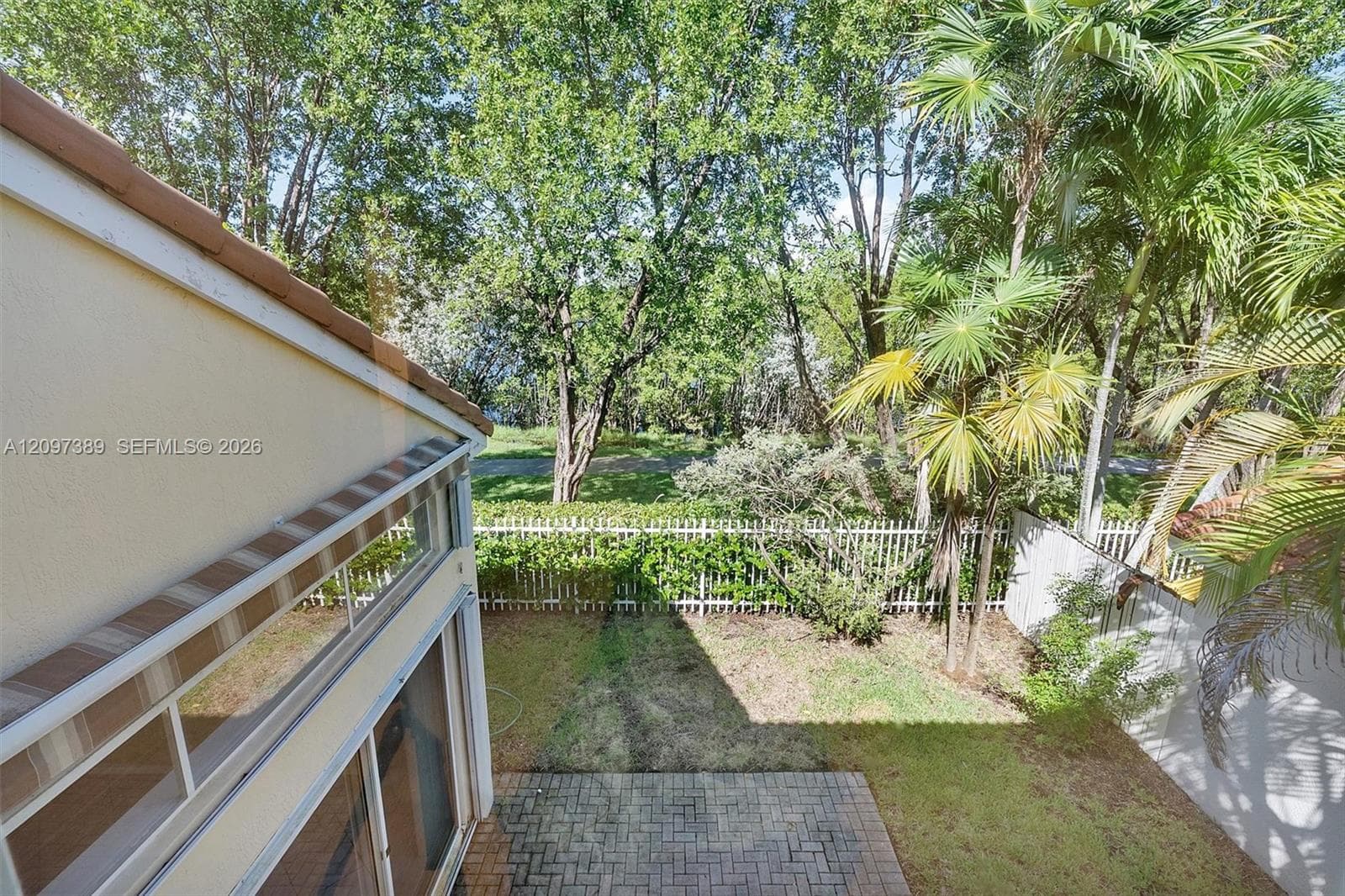 1960 Sweetbay Way photo 43