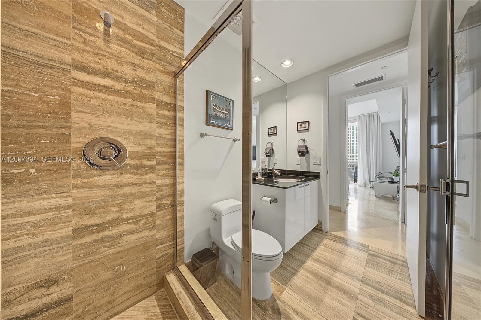 Trump Tower II · #405 in Sunny Isles Beach - Photo 24