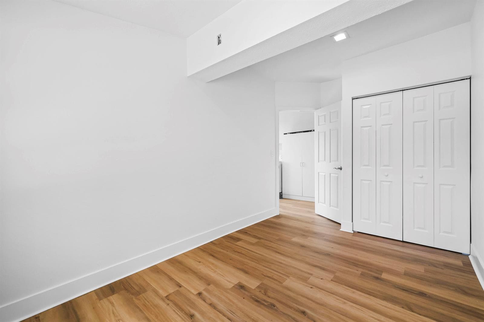 2265 NE 24th St - 35