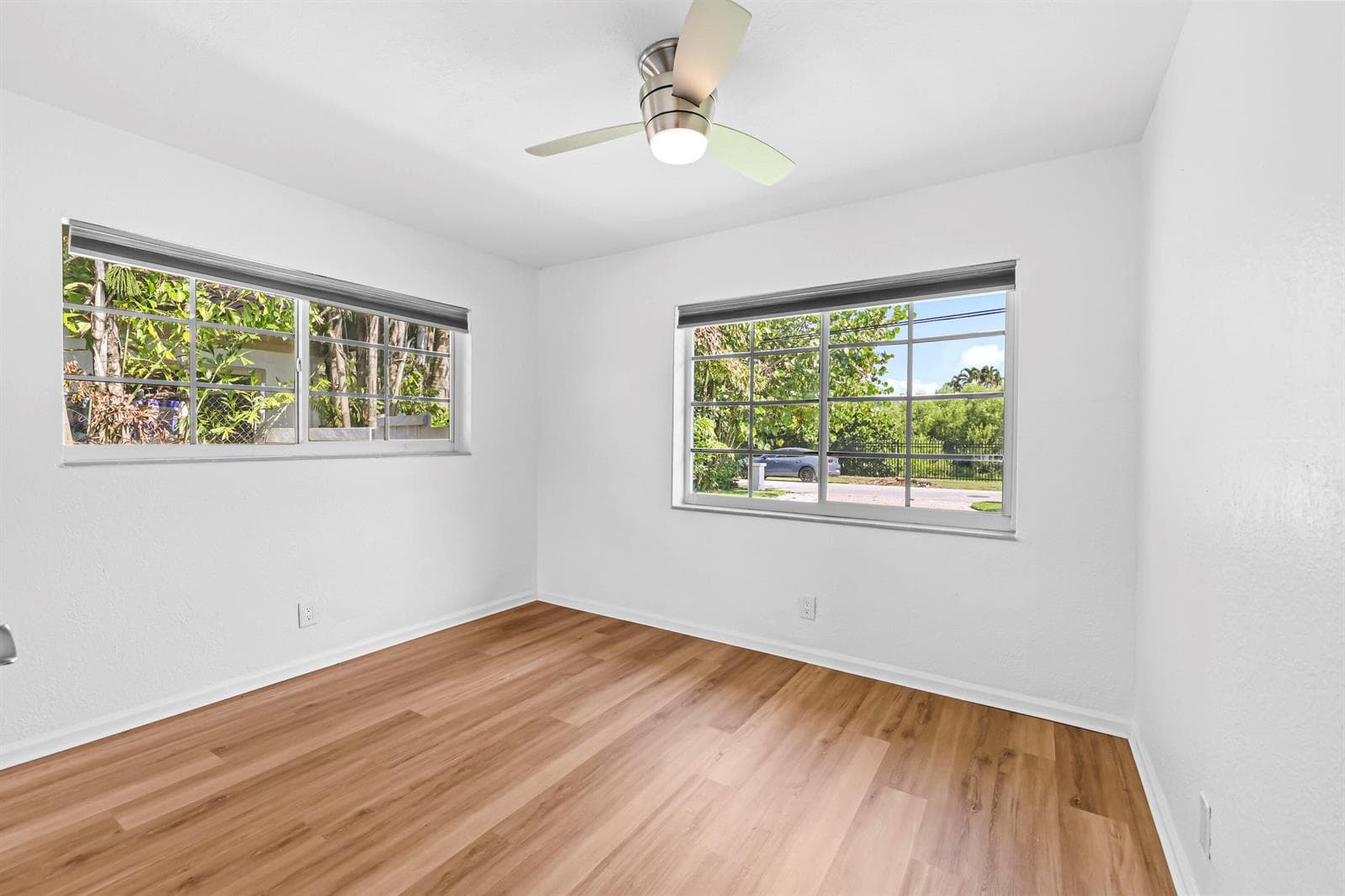 2265 NE 24th St - 23