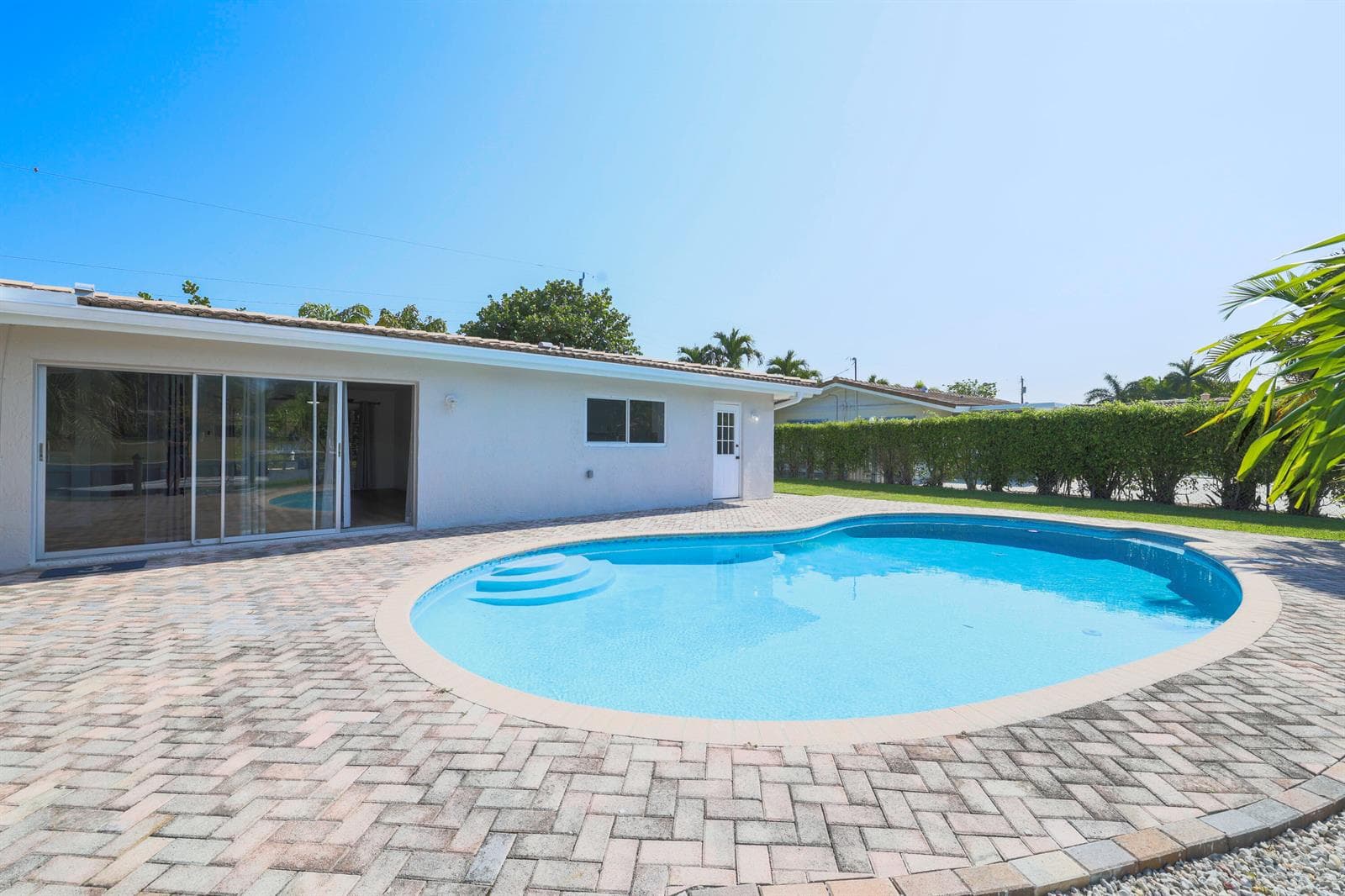2265 NE 24th St - 42