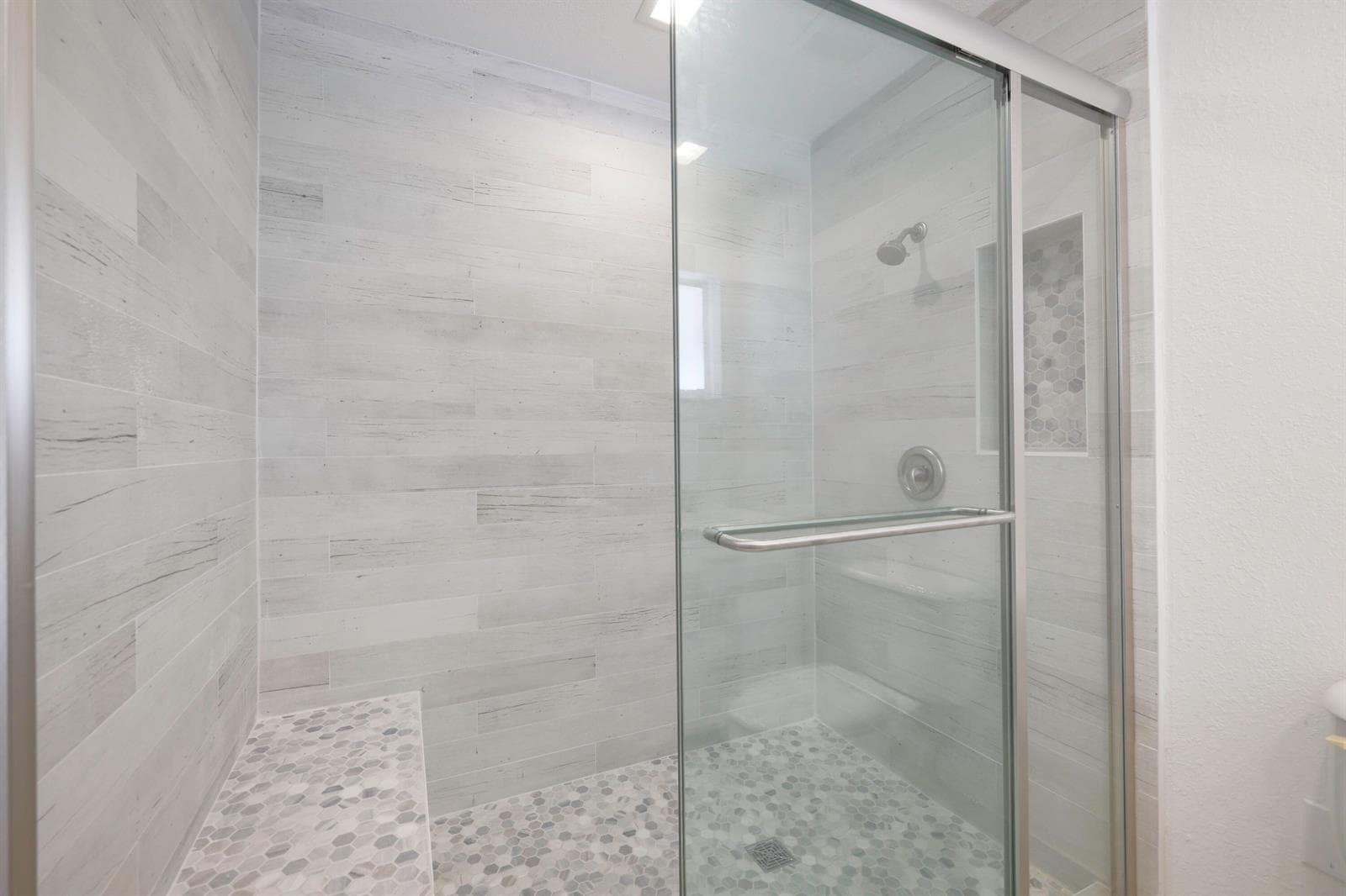 2265 NE 24th St - 32