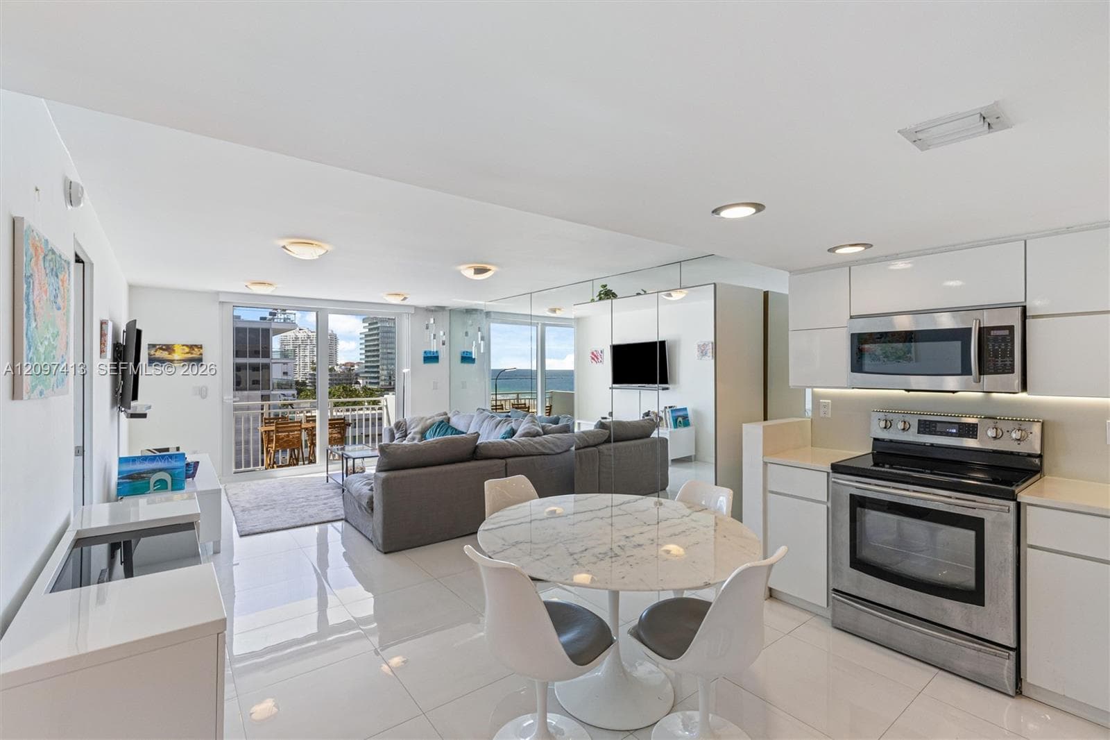 OCEAN POINT · #1012 in Miami Beach - Photo 2