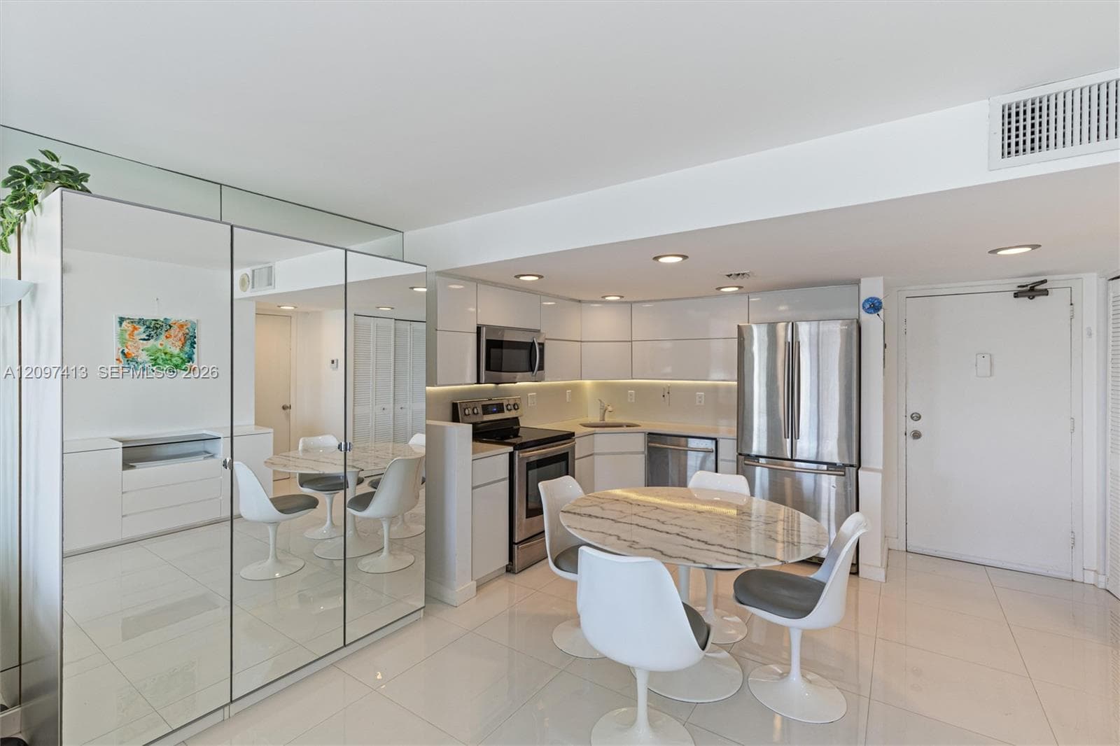 OCEAN POINT · #1012 in Miami Beach - Photo 6