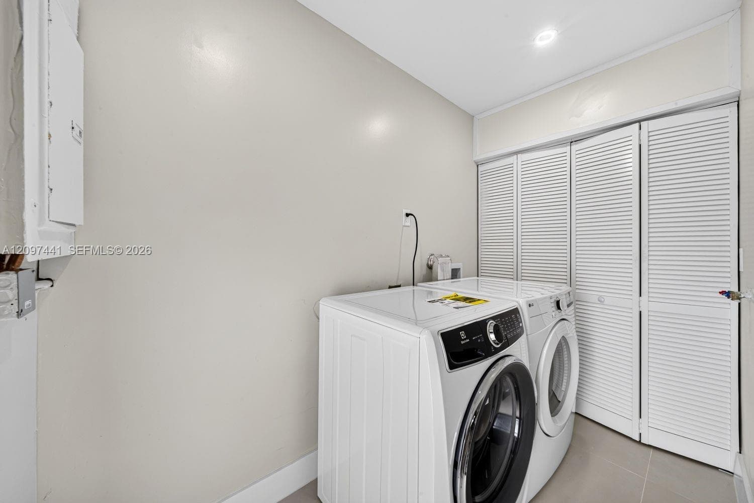 2216 SW 62nd Ave #1 photo 16