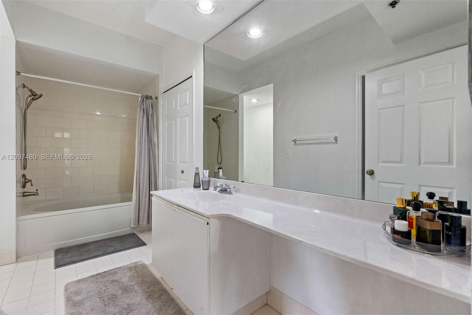 VILLAGE BY THE BAY CONDO · #12320 in Aventura - Photo 17