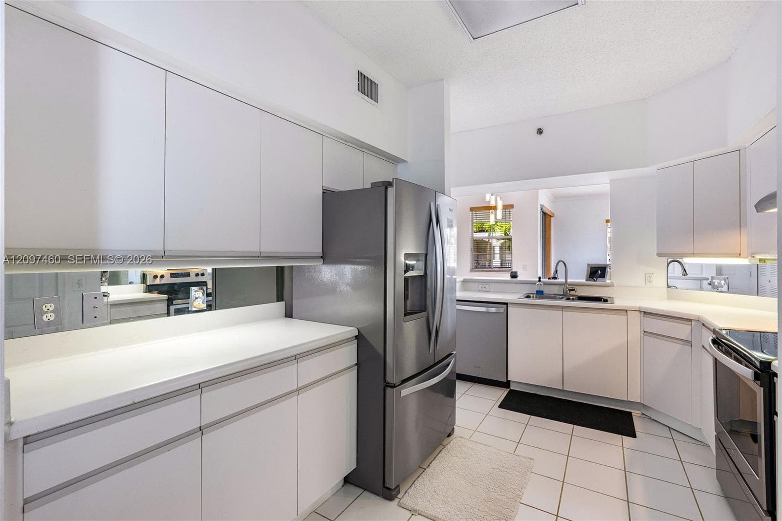 VILLAGE BY THE BAY CONDO · #12320 in Aventura - Photo 11