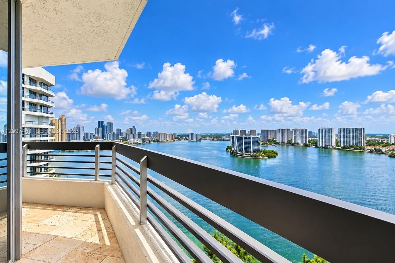 Mystic Pointe Tower 200 · #2705 in Aventura - Photo 1
