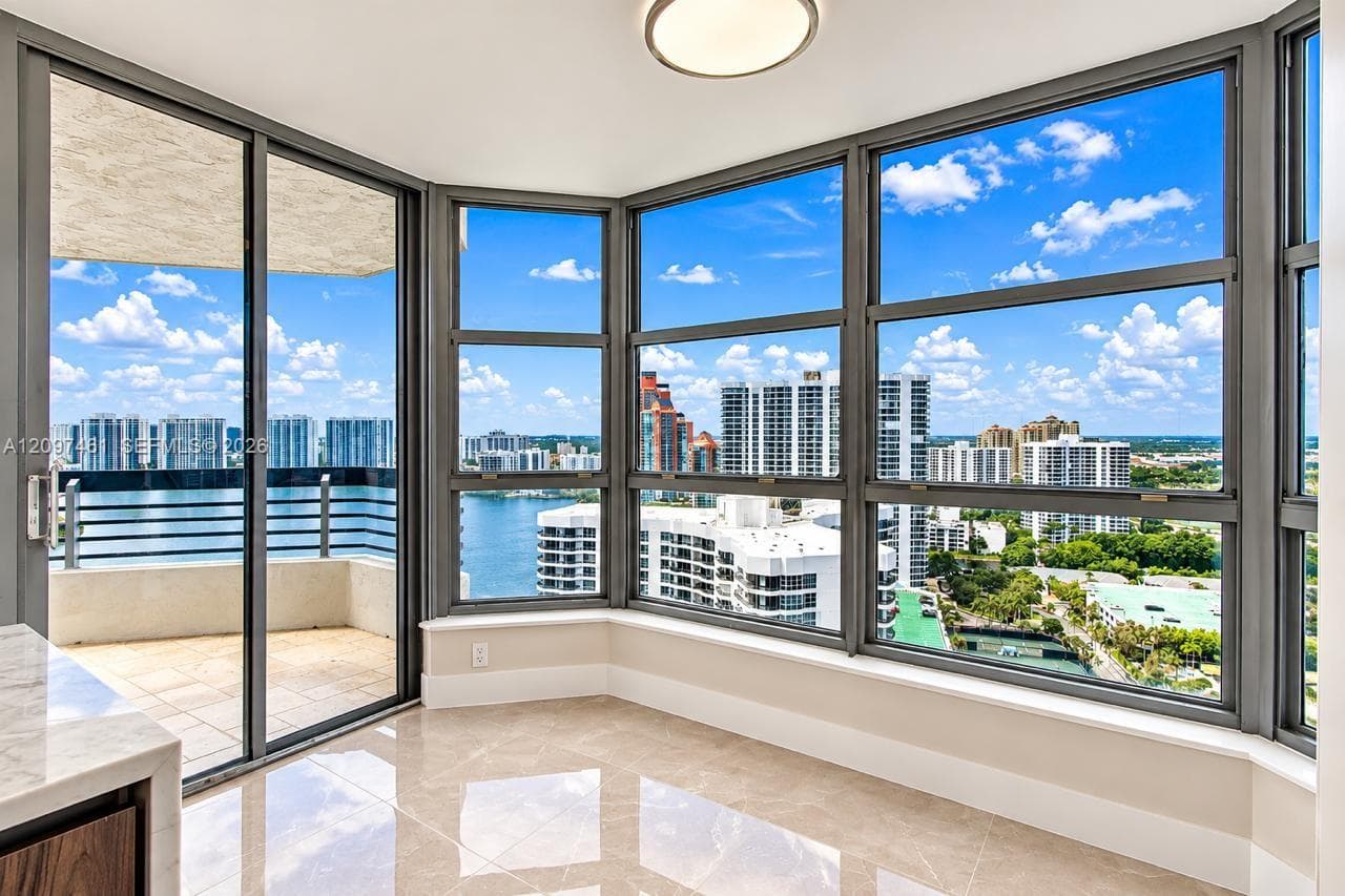 Mystic Pointe Tower 200 · #2705 in Aventura - Photo 5