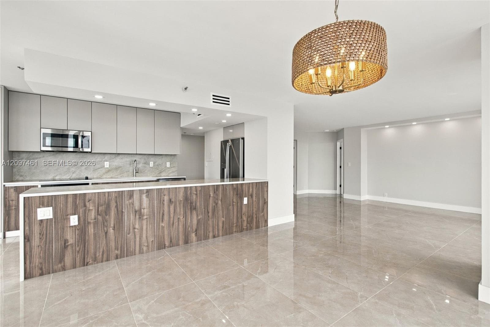 Mystic Pointe Tower 200 · #2705 in Aventura - Photo 4
