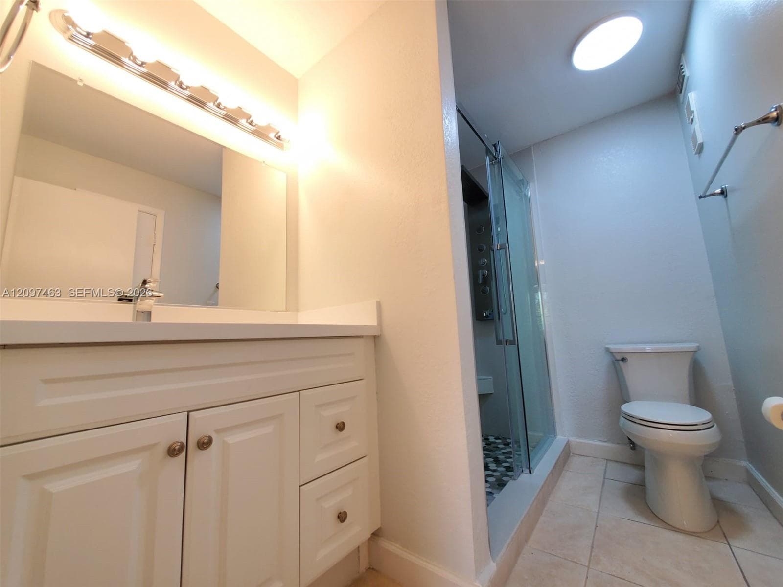 BISCAYNE BEACH CLUB CONDO · #512 in Miami - Photo 17
