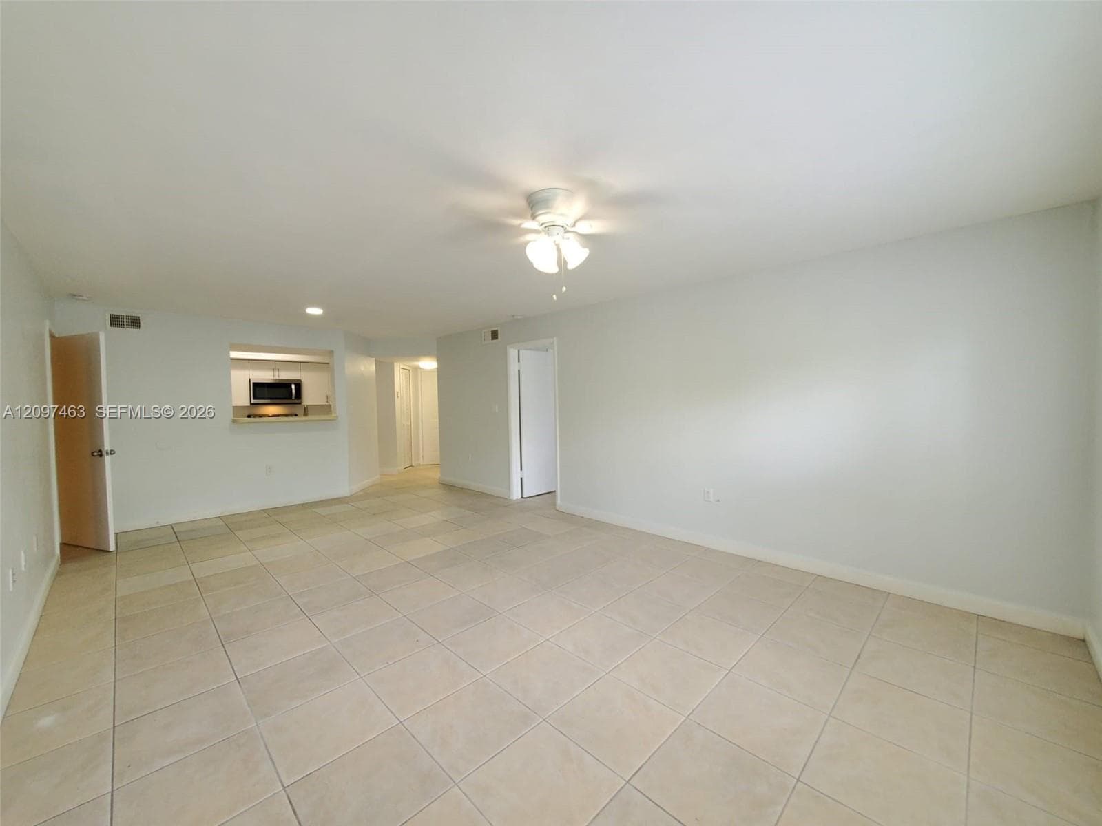 BISCAYNE BEACH CLUB CONDO · #512 in Miami - Photo 5