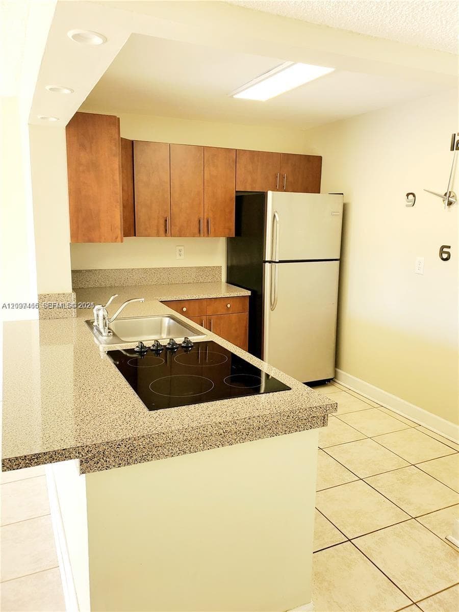 EL CID CONDO · #302 in Miami - Photo 3