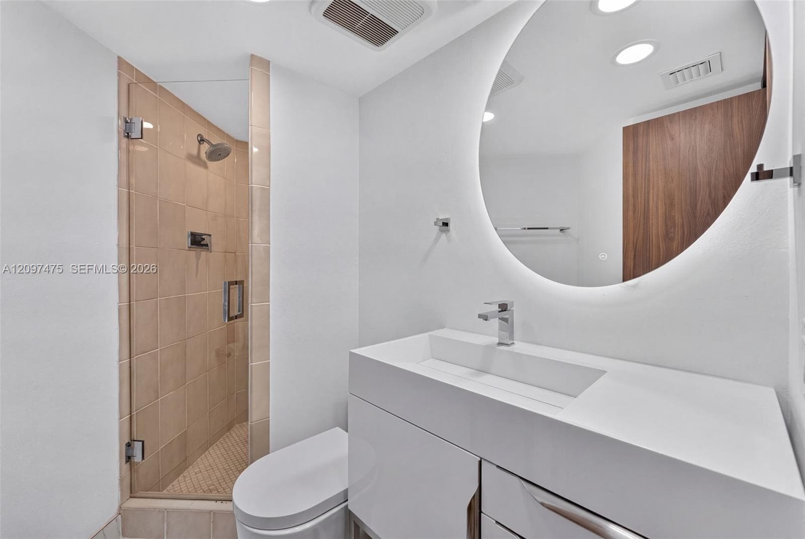 Brickell Key One · #A721 in Miami - Photo 22
