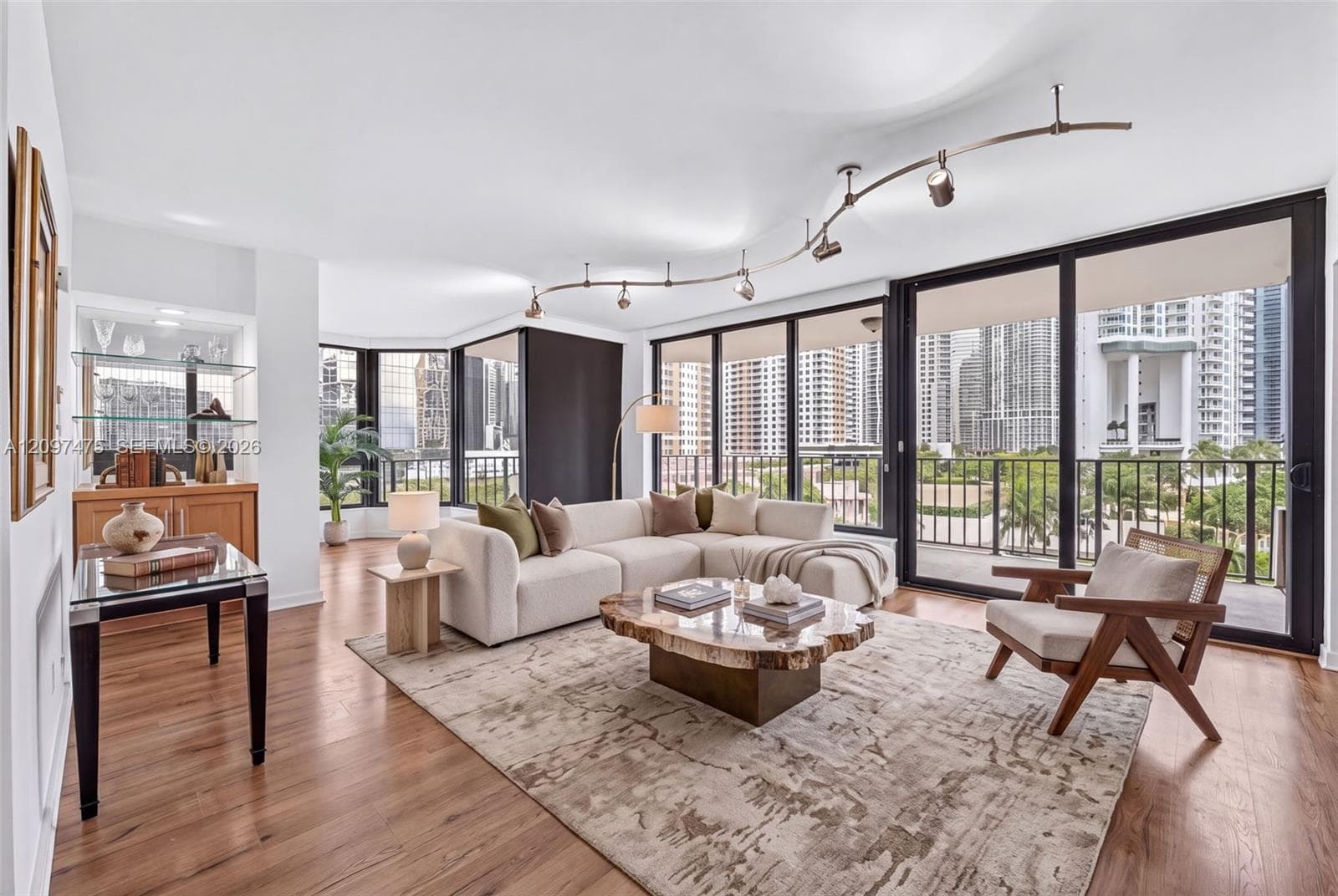 Brickell Key One · #A721 in Miami - Photo 9
