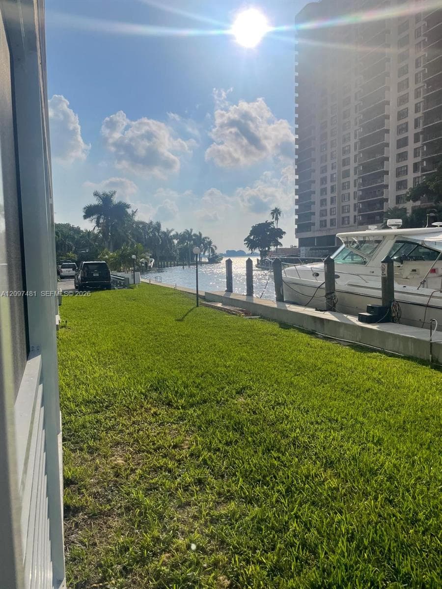 BAHIA VISTA CONDO · #103 in Miami - Photo 2