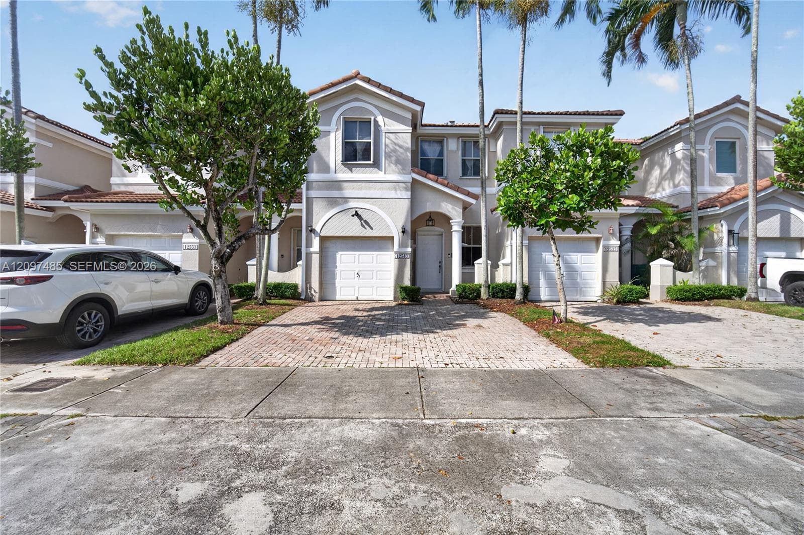 12543 SW 121st Way photo 1
