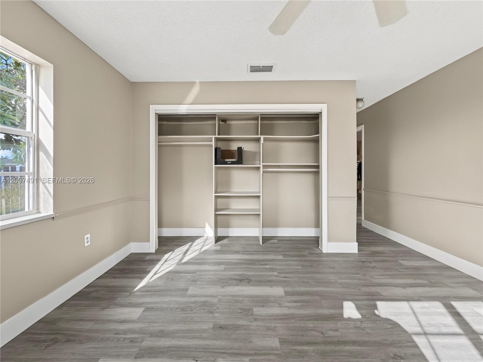 20200 NW 32nd Ave photo 7