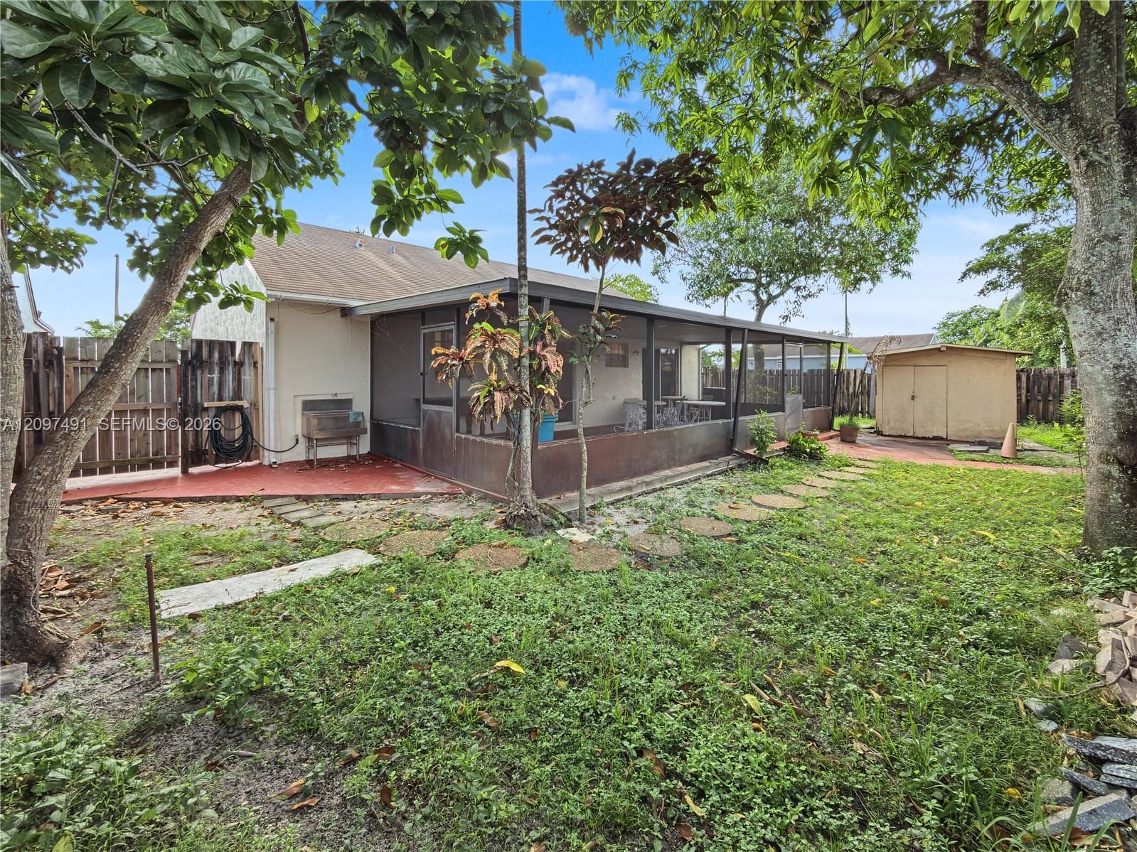 20200 NW 32nd Ave photo 19