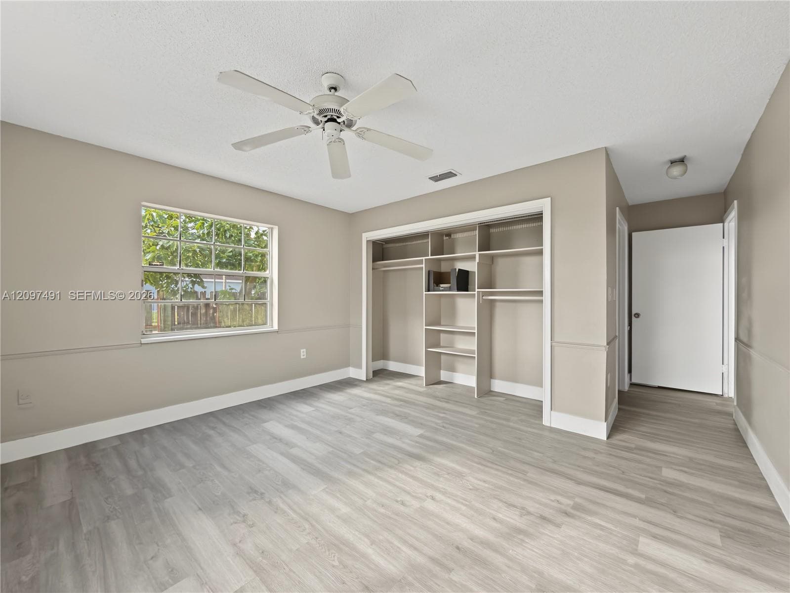 20200 NW 32nd Ave photo 8