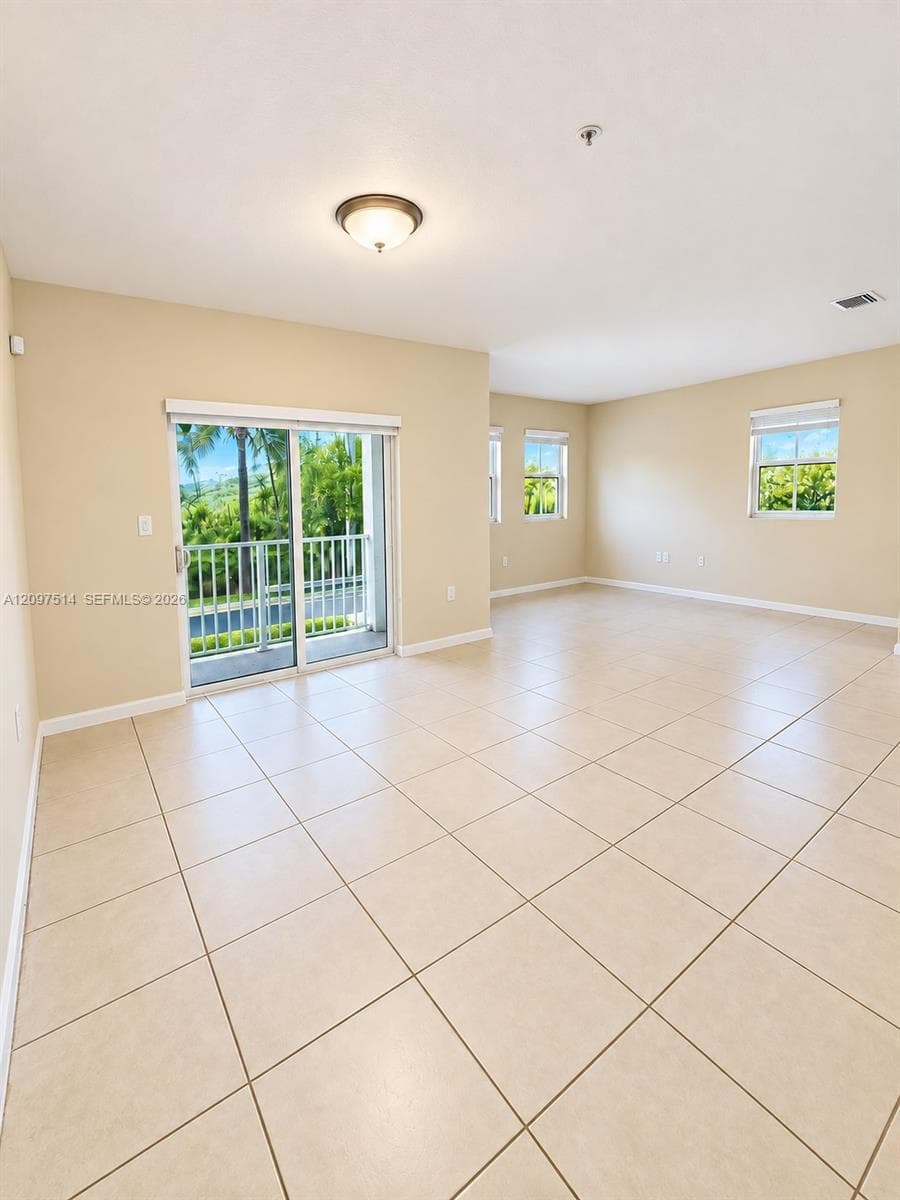 ST MAARTEN AT GRAND BAY C · #222 in Doral - Photo 3