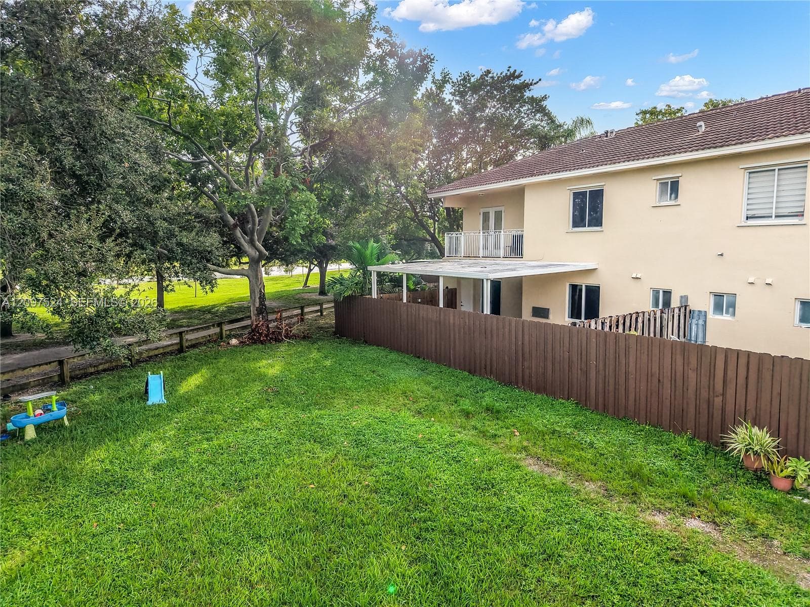 TROPICAL LANDINGS · #104 in Hialeah - Photo 32