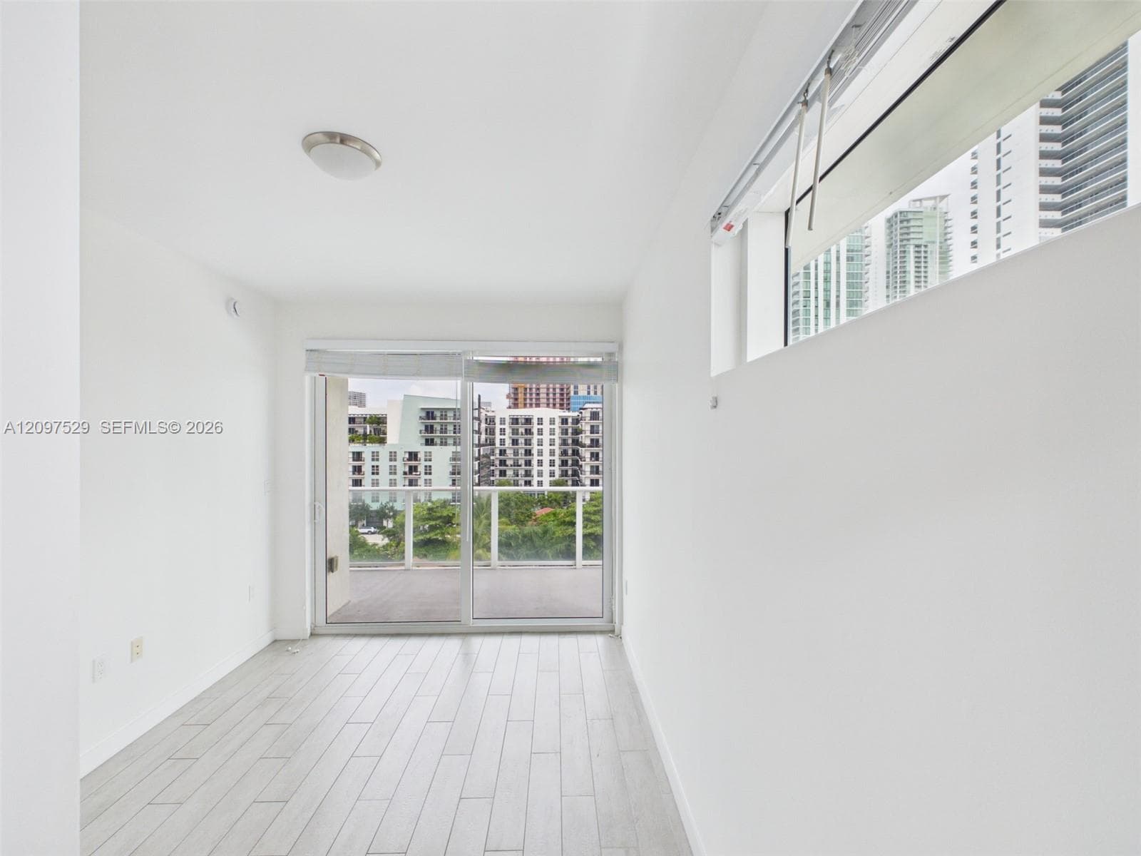 26 Edgewater · #717 in Miami - Photo 23
