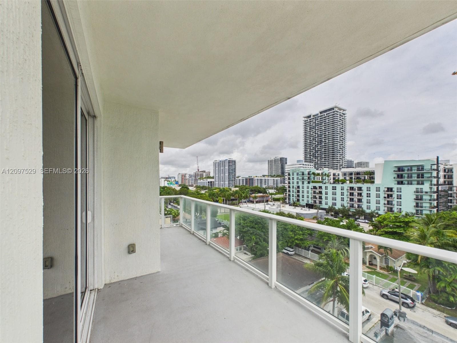 26 Edgewater · #717 in Miami - Photo 26