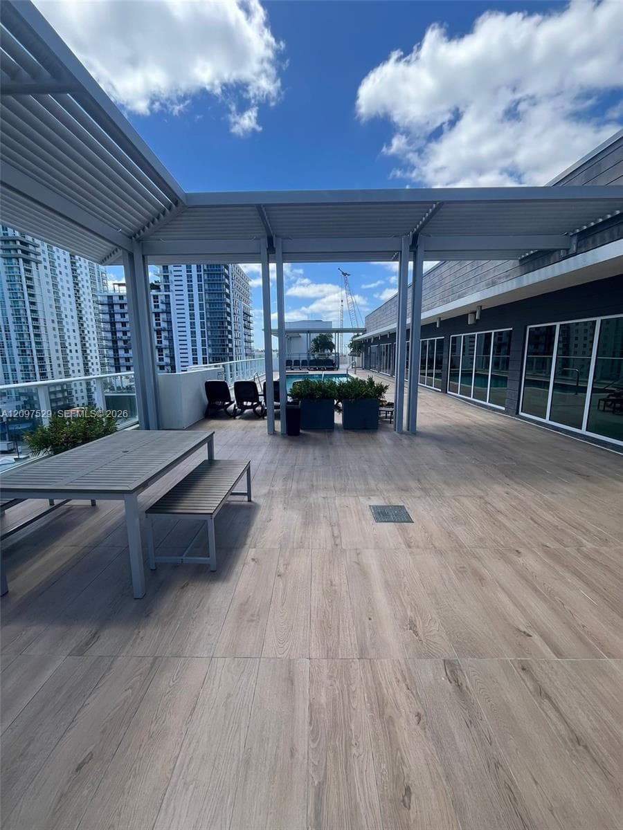 26 Edgewater · #717 in Miami - Photo 28