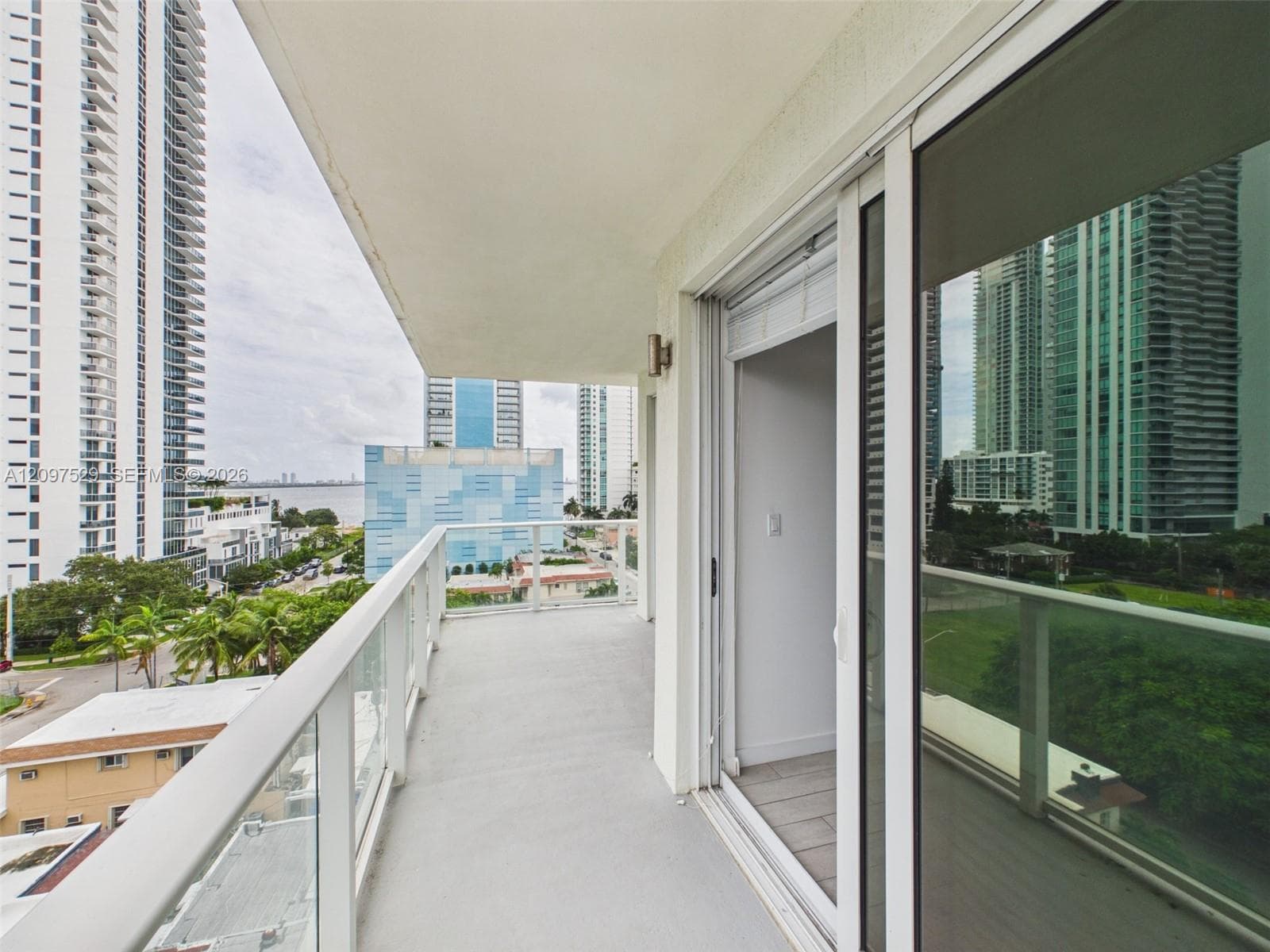 26 Edgewater · #717 in Miami - Photo 24
