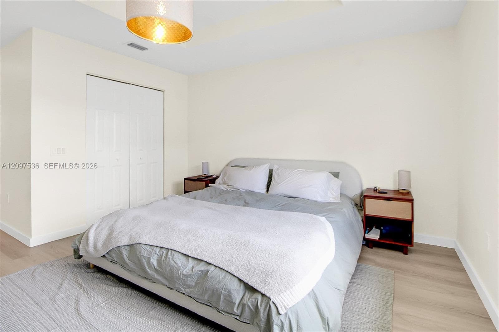 Walkin closet, wall closet and linen closet for ample storage