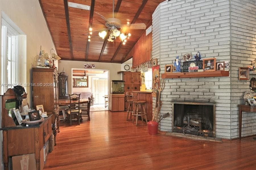 6851 Sunset Dr photo 5