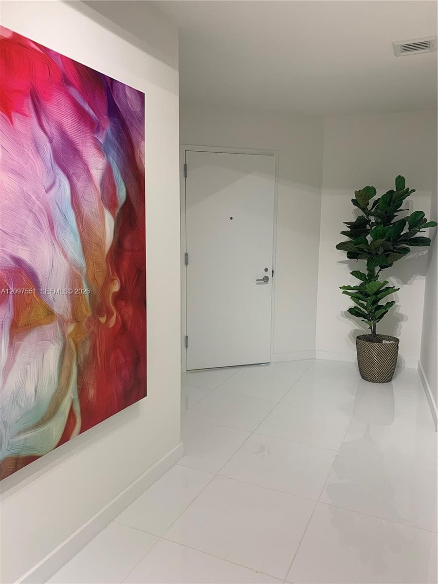Paramount Miami Worldcenter · #3404 in Miami - Photo 11