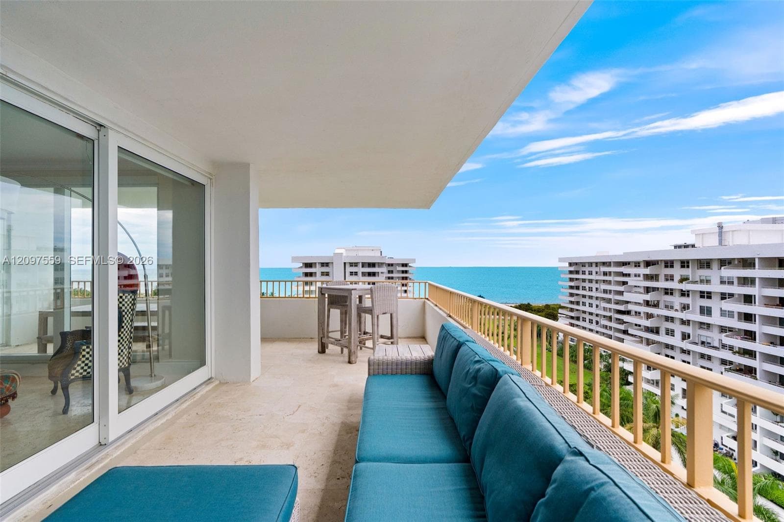 Commodore Club West · #1215 in Key Biscayne - Photo 5