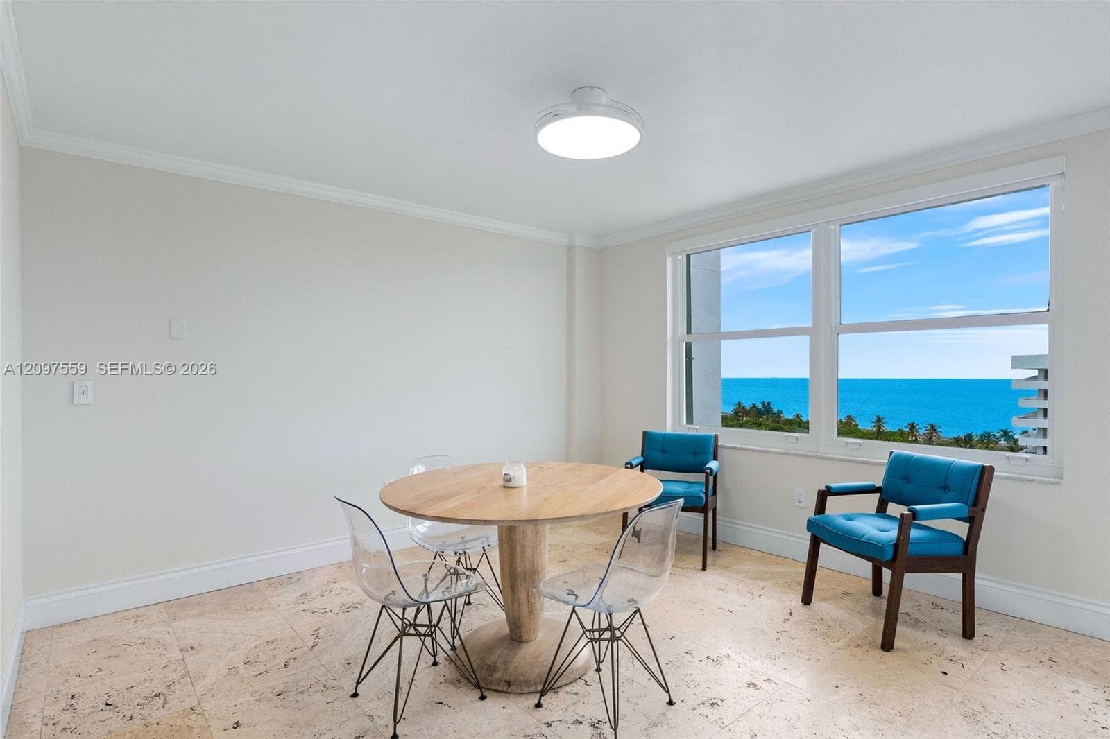 Commodore Club West · #1215 in Key Biscayne - Photo 9
