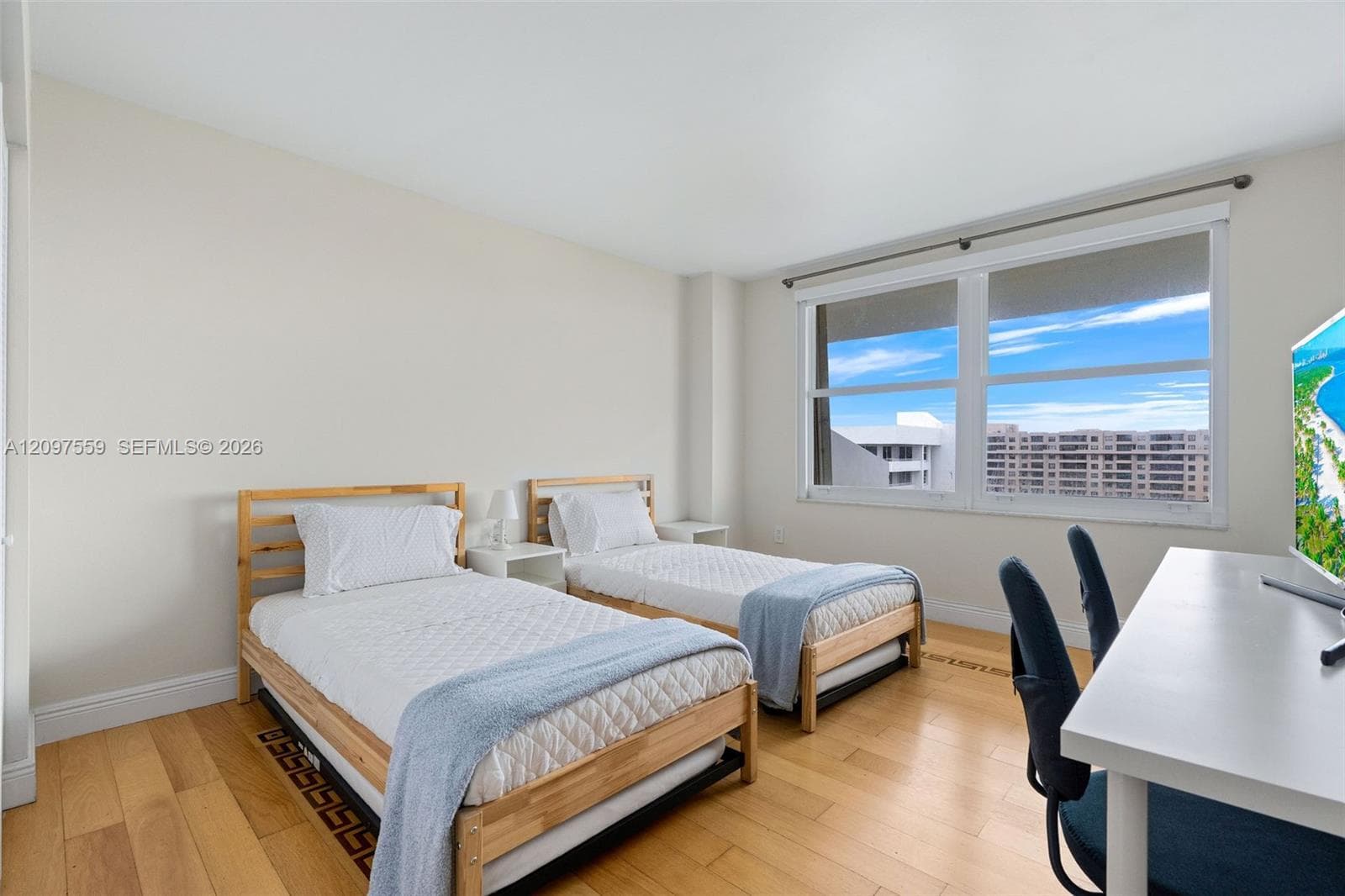 Commodore Club West · #1215 in Key Biscayne - Photo 24