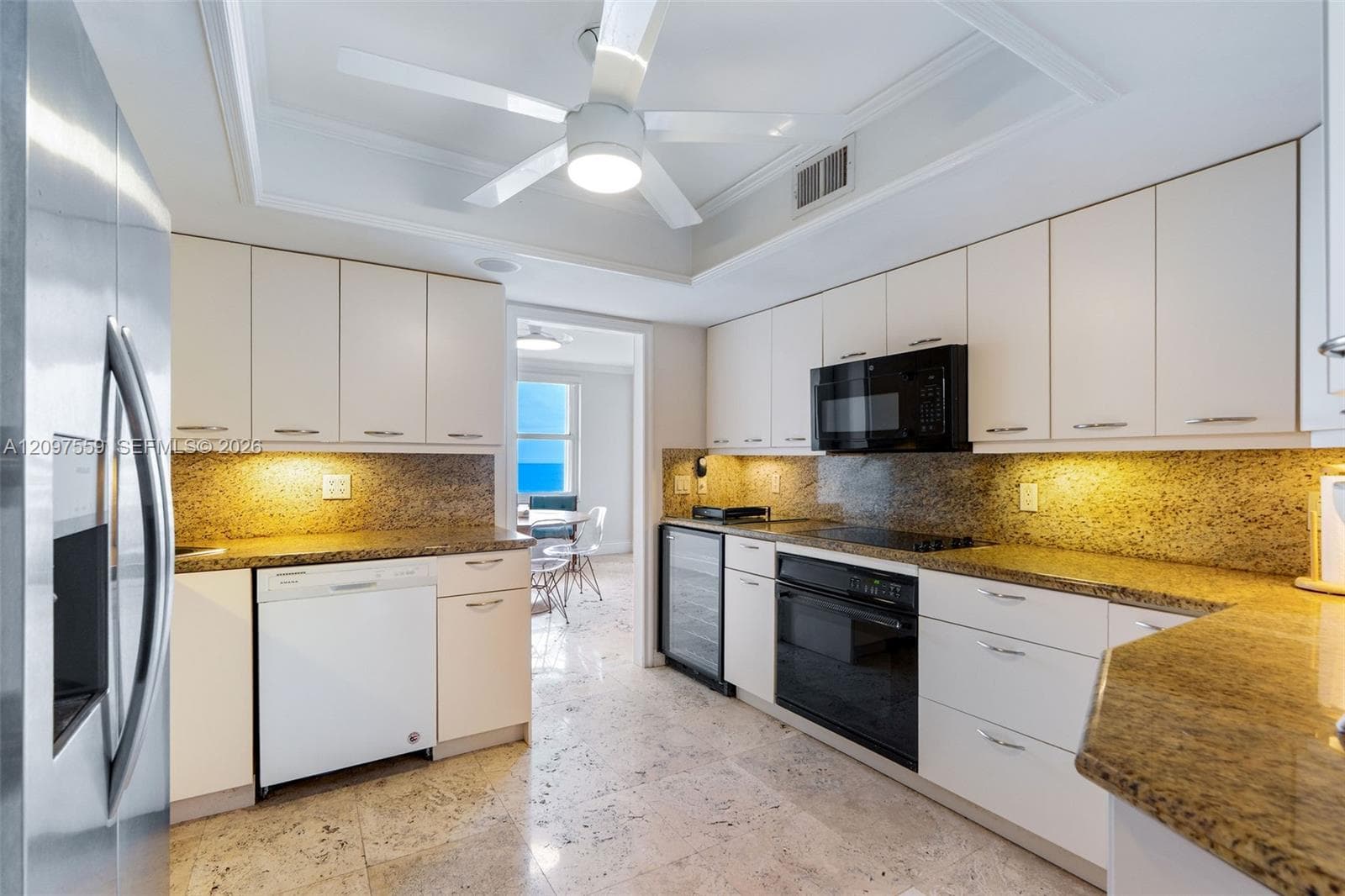 Commodore Club West · #1215 in Key Biscayne - Photo 14
