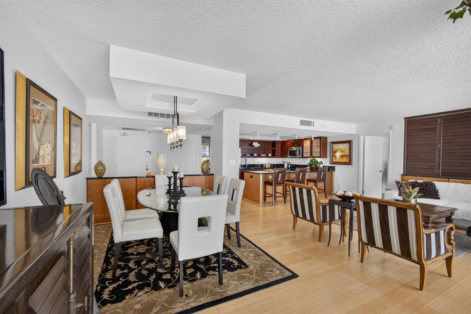 Dining/Living