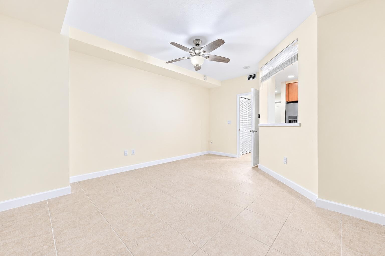 possible 3rd bd or flex space