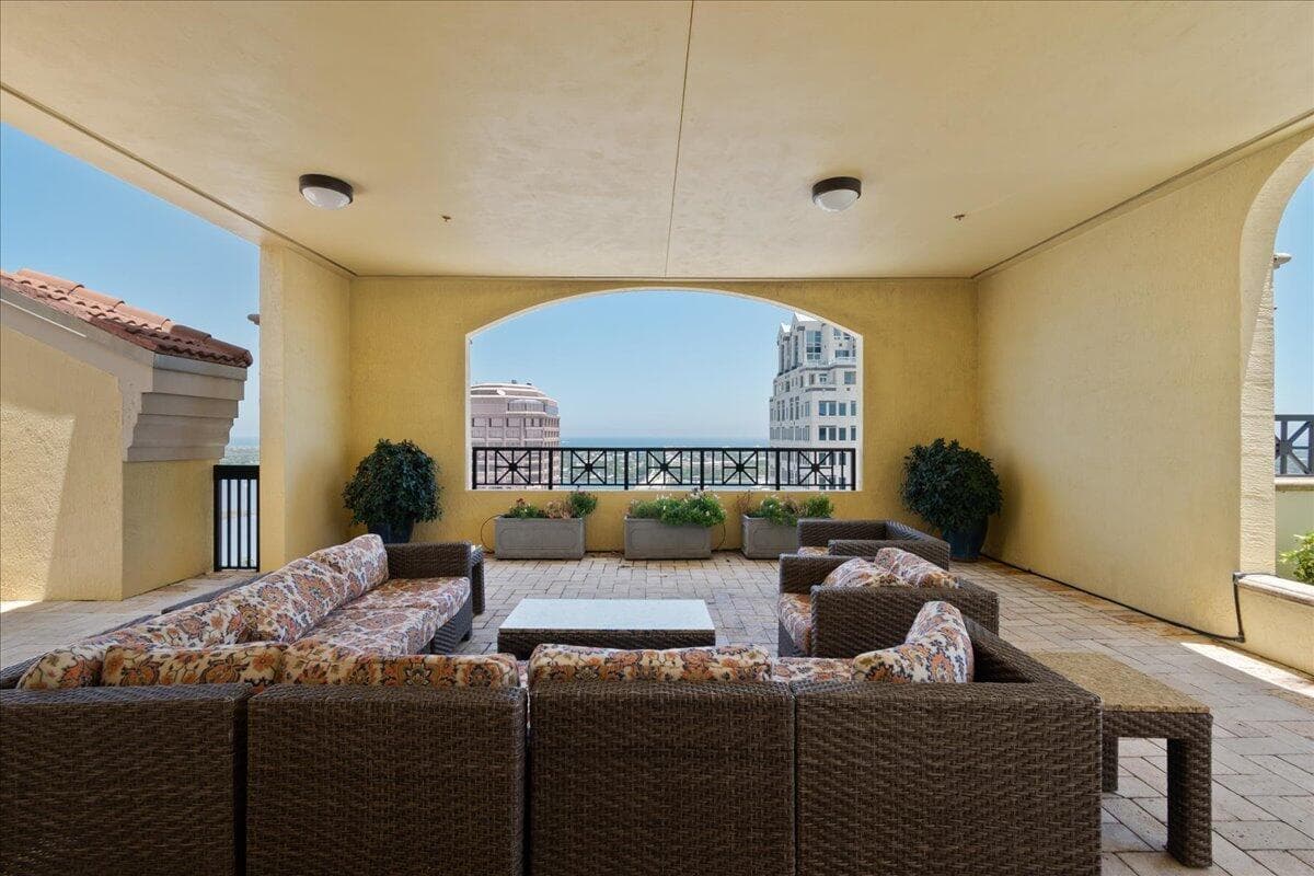 rooftop lounge